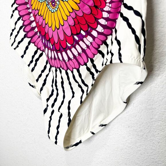 Trina Turk Ibiza Mandala Print Open Back Strapless Halter One Piece Swimsuit M - Picture 4 of 9